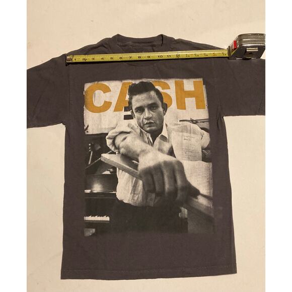 Johnny Cash Graphic Tee Men’s Small NWOT Music Icon Shirt Black Cotton - Picture 3 of 6